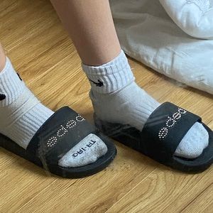 bebe flipflops